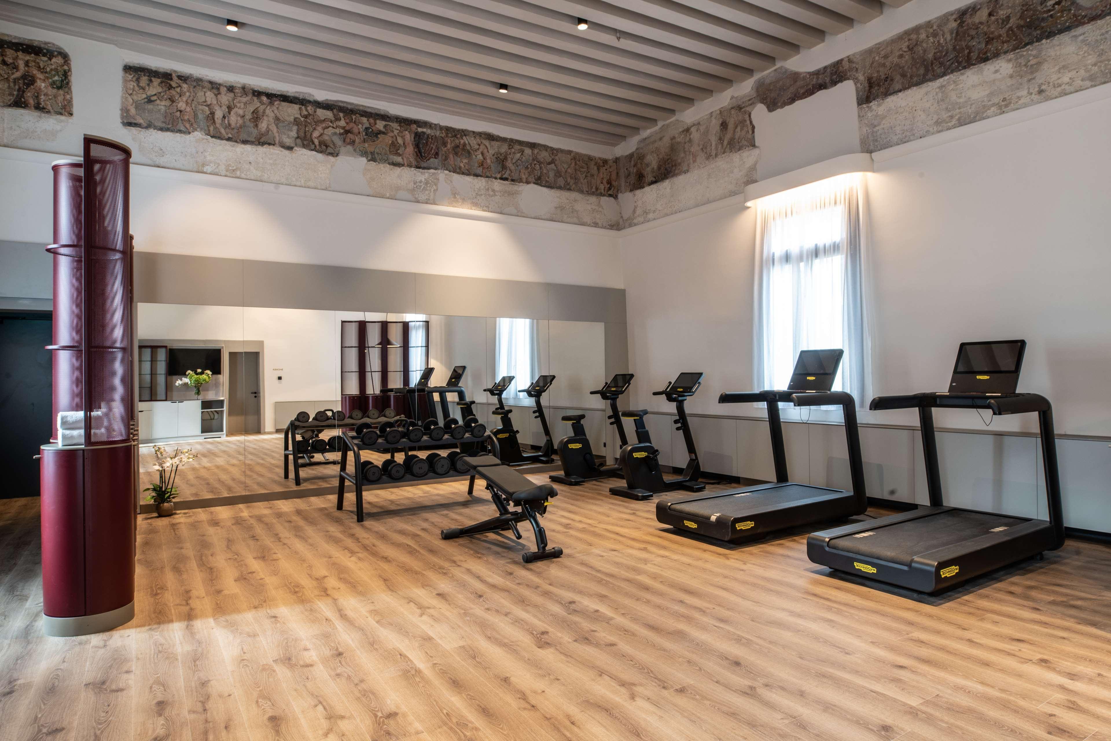 Radisson Collection Hotel, Palazzo Nani Velence Kültér fotó The gym at the hotel